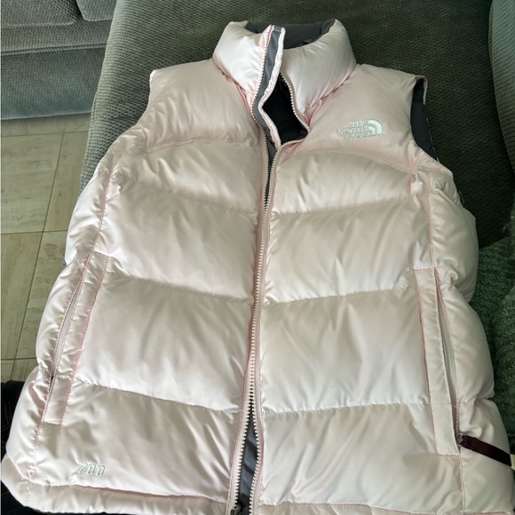 North face vest light pink with grey inside lots of pockets - Picture 1 of 8